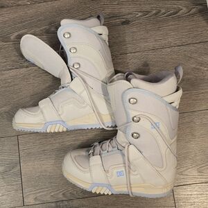DC Snowboard Boots - Light Gray